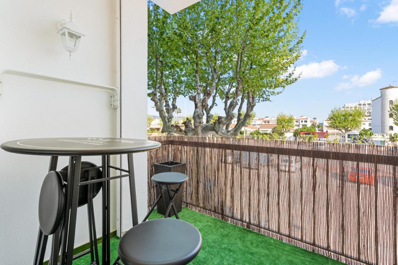 Welcs Apartamento 058 Emp En Puerto Con Terraza Кастельон-де-Ампуриас Экстерьер фото